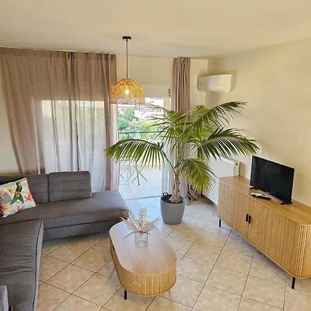 Infinity V Sea View Apartment, Tigaki * Ziparion